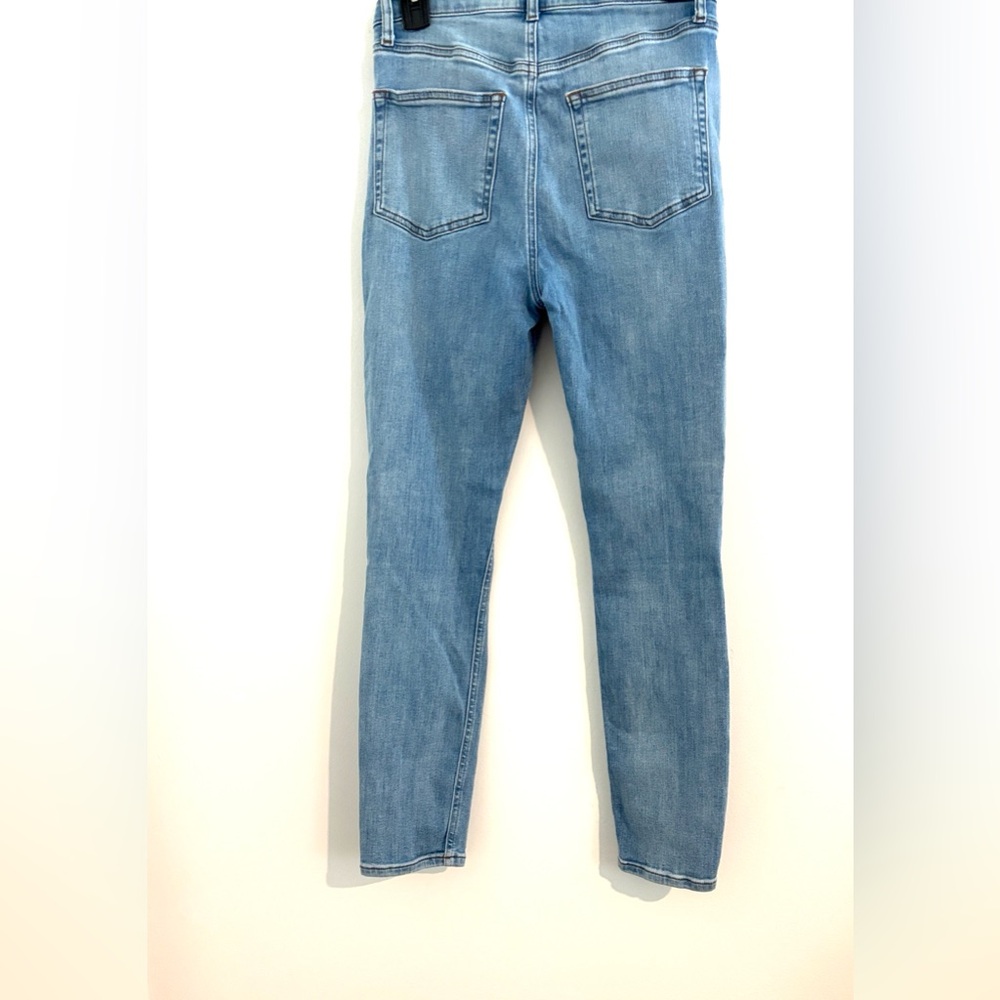 Reformation Jeans Size 27 Light Blue Straight Leg Stretchy Jeans